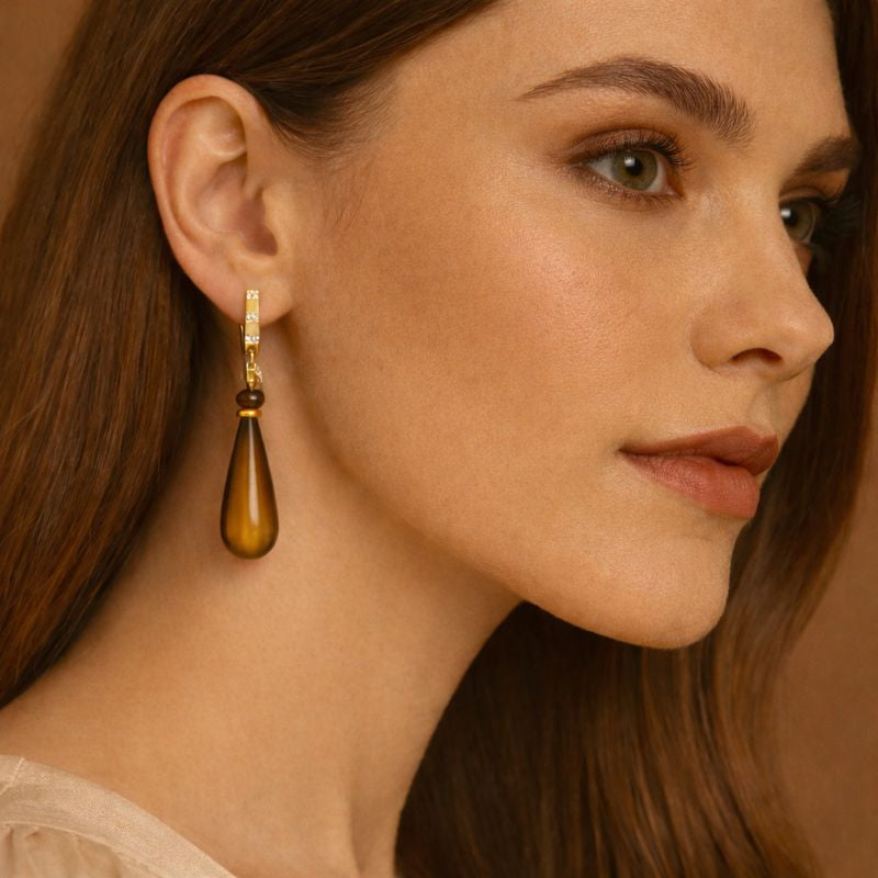 Arete Tiger Tear Huggie