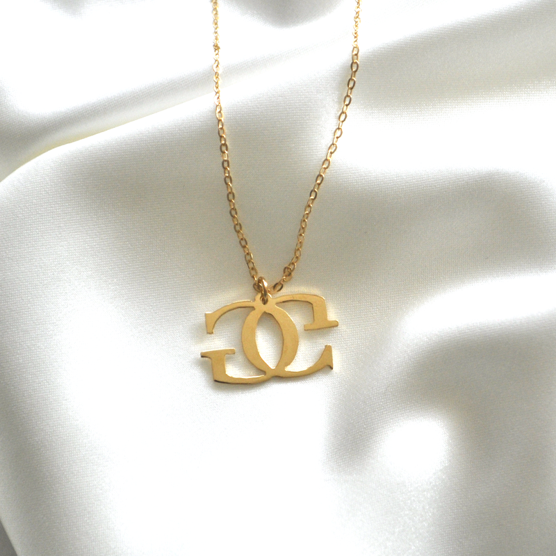 Collar Letra G