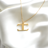 Collar Letra T
